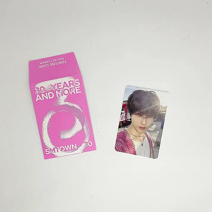 엔시티 드림 지성 에스엠타운 2025 슴콘 포춘 스크래치 포토카드 2 NCT DREAM JISUNG SMTOWN 2025 FORTUNE SCRATCH PHOTOCARD 2