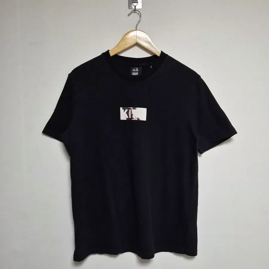 키스KITH x 파라마운트 블랙 반팔 티셔츠 1사이즈 - T255