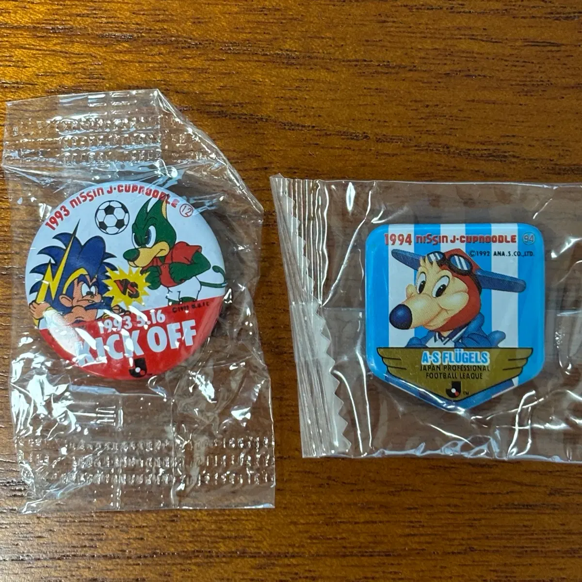 [고전] 90년대 J리그 빈티지 뱃지 2종 세트