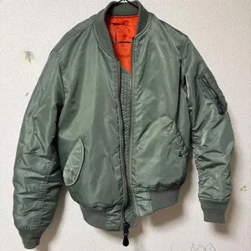 AVIREX USA MA-1 플라이트 자켓 올리브