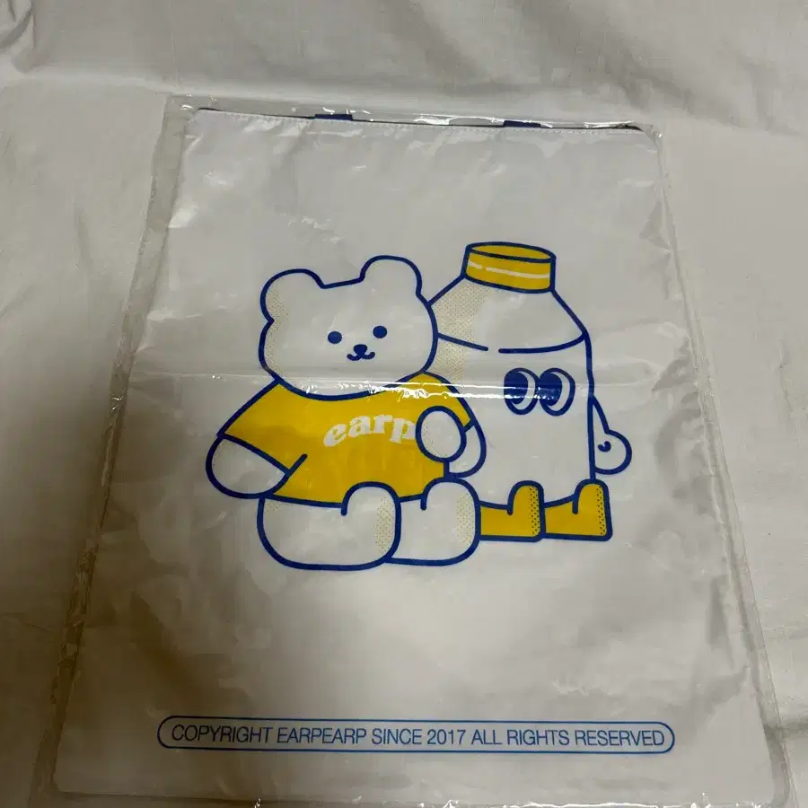 earpearp 아기곰 일러스트 가방