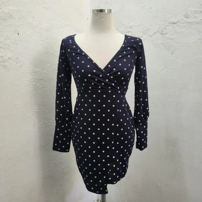 PRETTYLITTETHING 원피스 여 55 J5689