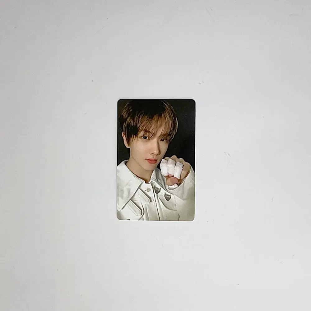 엔시티드림 지성 2023 시즌그리팅 포토카드 트레이딩카드 2 NCT DREAM JISUNG 2025 SEASON'S GREETINGS PHOTOCARD 2
