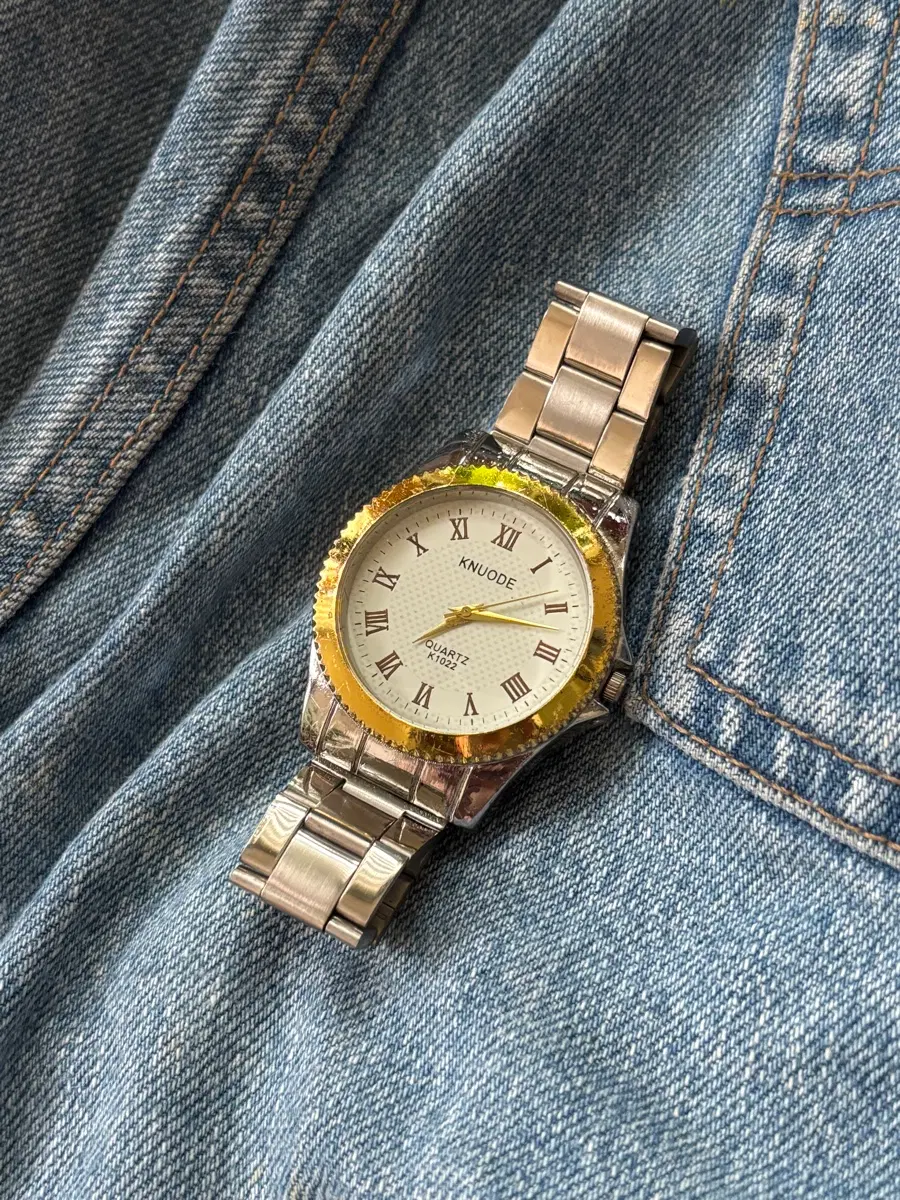 vintage knuode metal watch