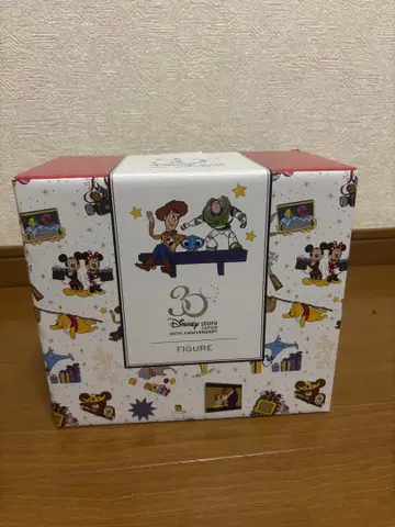 Disney Store 30주년 기념 피규어