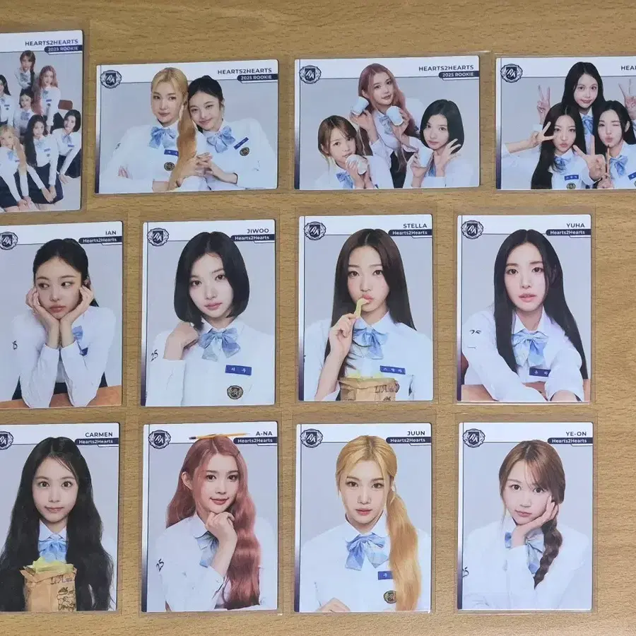 2025 테레카 KPOP 루키 하츠투하츠 포토카드 12장랏 판매합니다.
