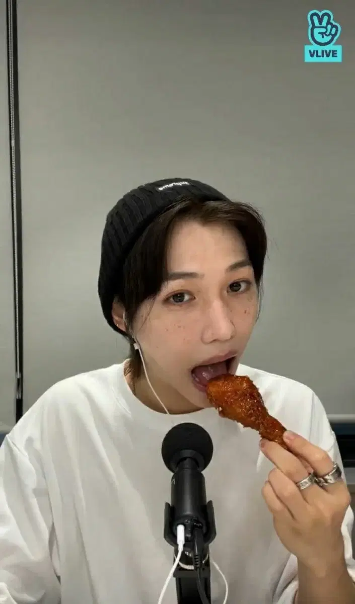 필릭스 BBQ 럭드 3+2(0/3)