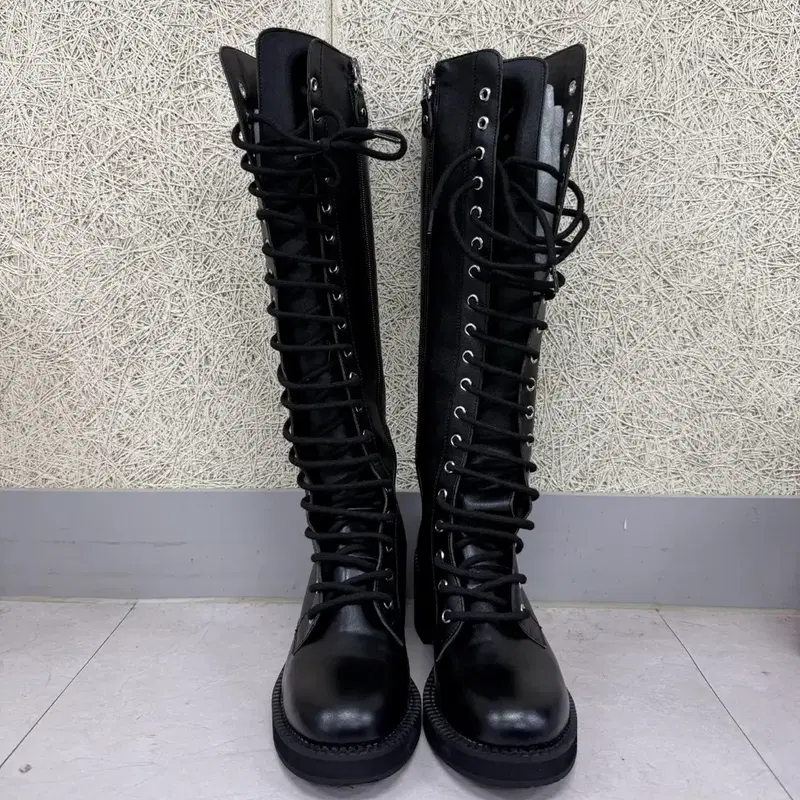 고퀄 롱부츠 블랙 통굽 워커 미들힐 250