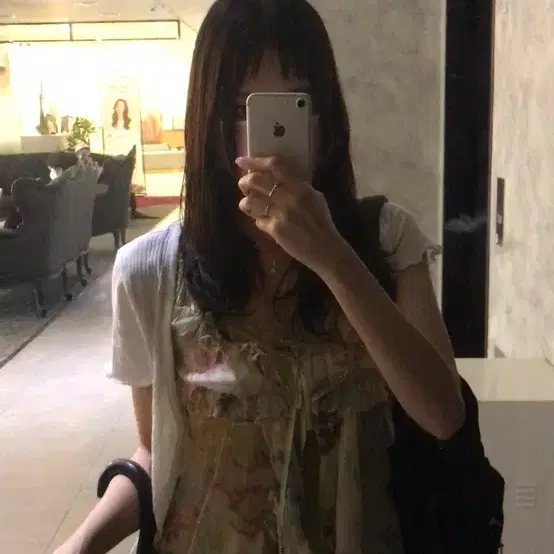 모리걸 빈티지 탑 러블리