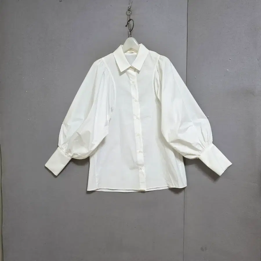 소매이쁜 블라우스 F   n8712