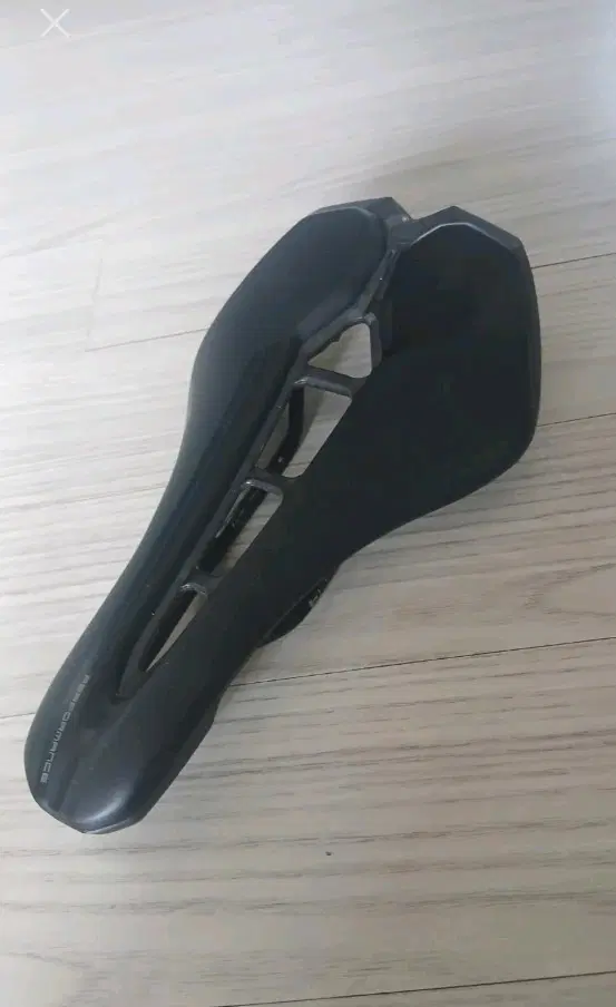 시마노 프로 스텔스 퍼포먼스 안장