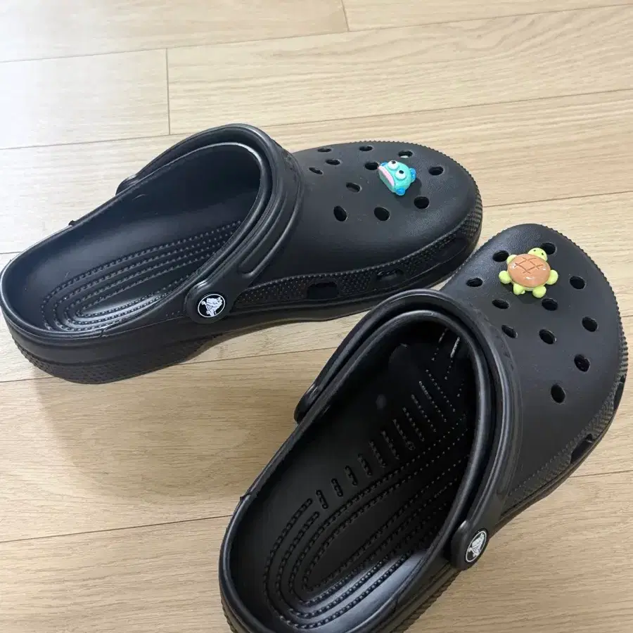 크록스 정품 (검정 260) 새상품