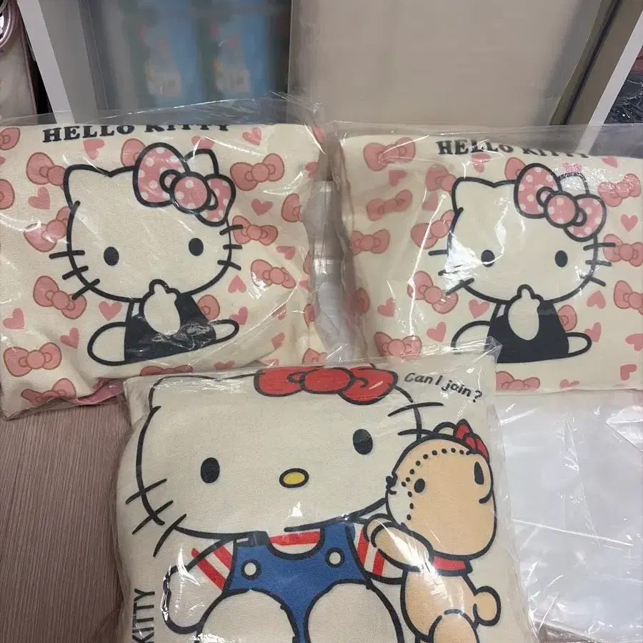 귀여운 헬로키티 숄더백 에코백 새상품 2종류