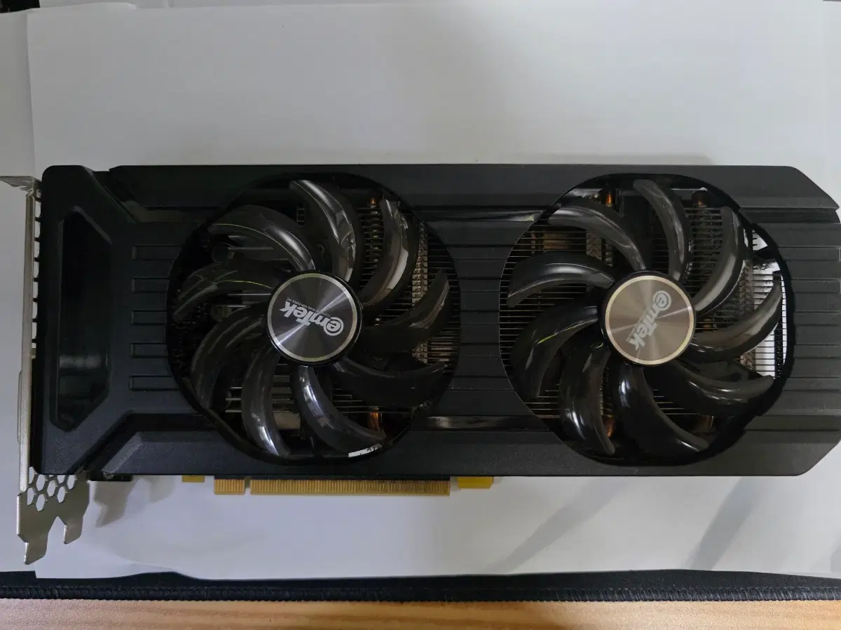 이엠텍 rtx 1060 3gb 팝니다