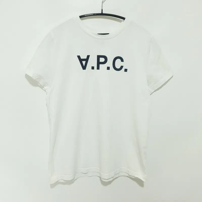 아페쎄 다크네이비 VPC 벨벳로고 여성 반팔 S_S2126