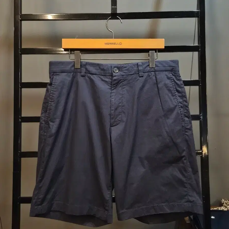 [34] 브룩스브라더스 BROOKS BROTHERS 코튼 치노 반바지 네이비 4.5