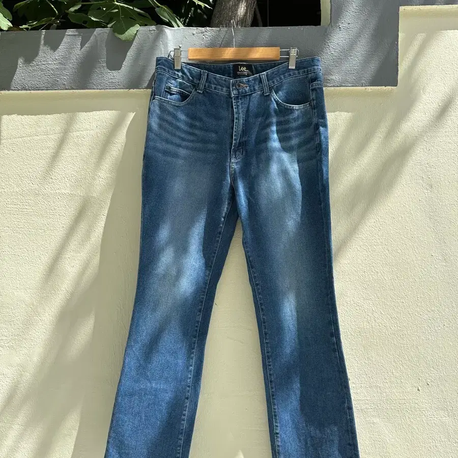 빈티지 Lee 미디엄블루 세미 부츠컷 데님 팬츠