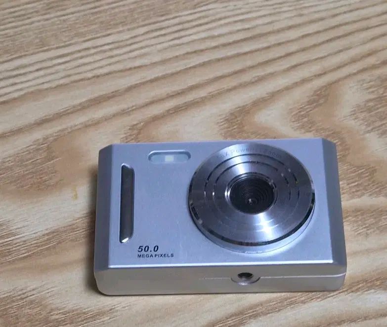 휴그 네오 디지털 카메라 2컬러 레트로 카메라 빈티지 디카 귀여운 선물