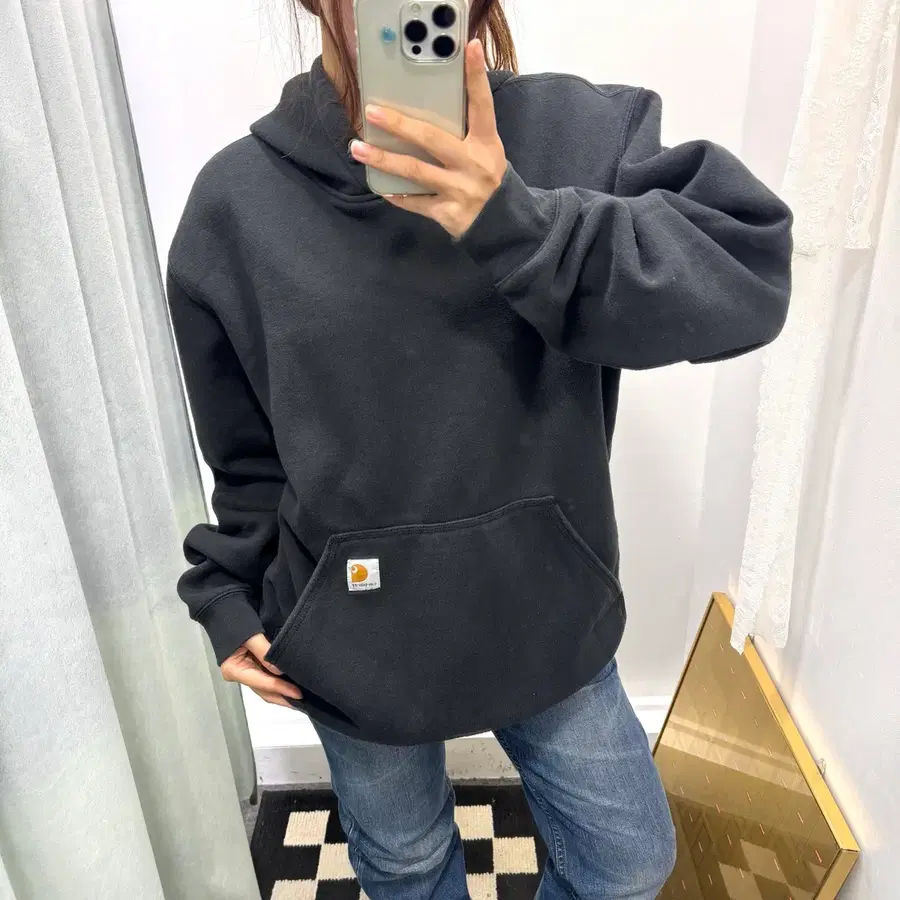 칼하트 블랙 로고 프린팅 오리지널핏 기모 후드티