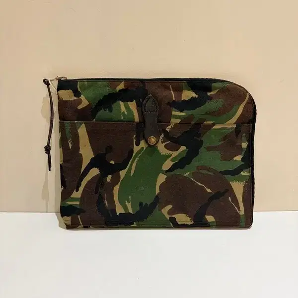 필슨 FILSON 14AW 카모 멀티패드 클러치백 PR2377