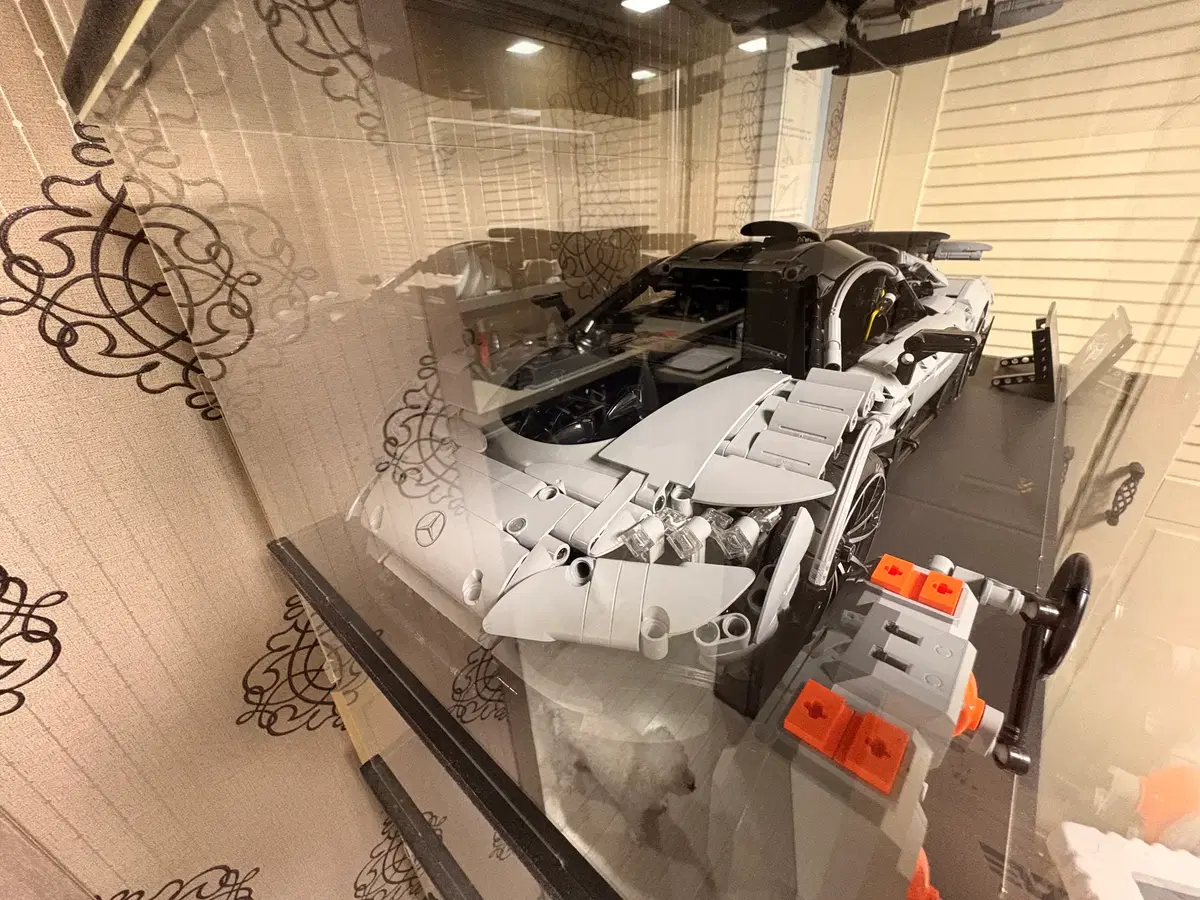 CaDA 메르세데스-AMG ONE C61503W