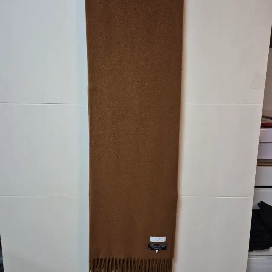 산드로 울캐시미어 카멜 프린지 머플러 목도리