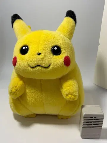 초대 피카츄 봉제 인형 말하는 기능 포함 TOMY