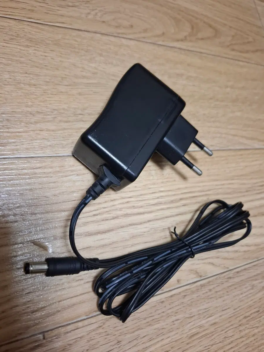 12V 1A 아답터