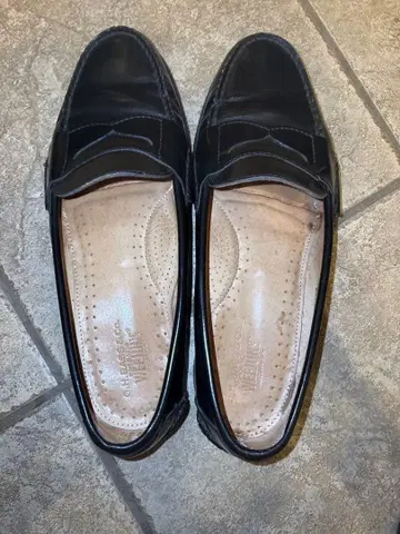 G.H. BASS & CO. WEEJUNS 로퍼 8.5D