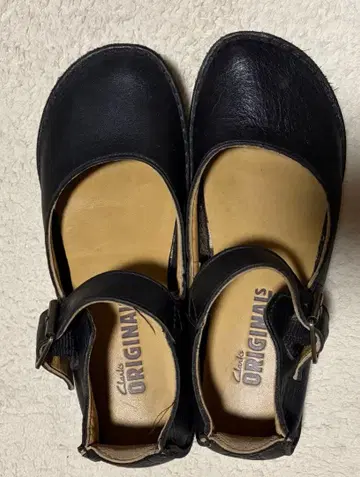 천연 가죽 Clarks 클락스 파라웨이 펠 플랫슈즈 23cm