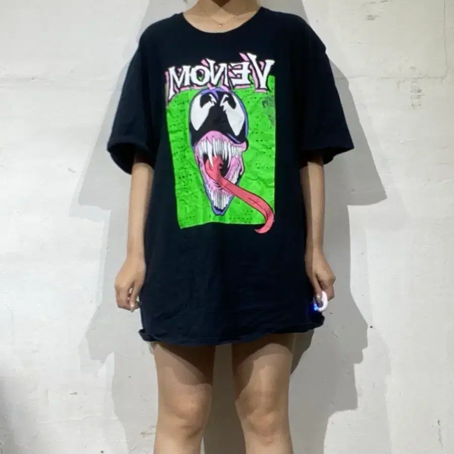 마블 코믹스 베놈 네온 박스 로고 그래픽 티셔츠 2XL