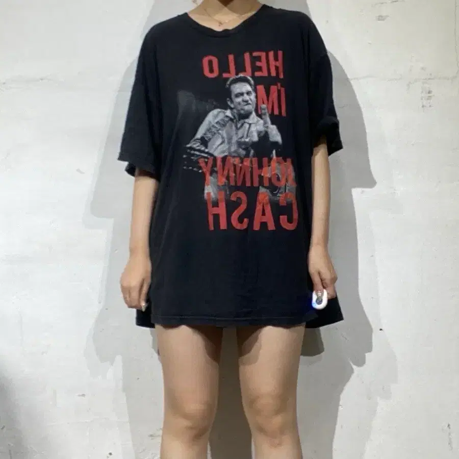 조니 캐시 "참교육 손가락" 빈티지 반팔 티셔츠