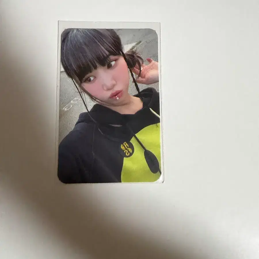 르세라핌 포카 12장