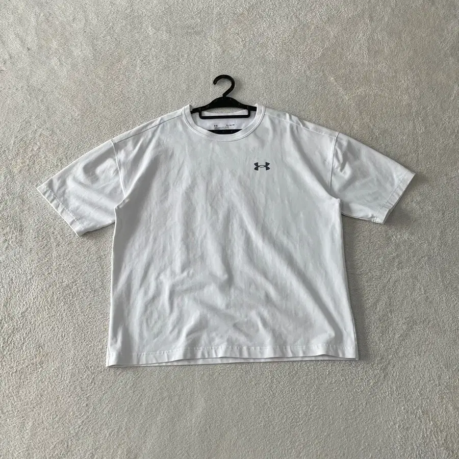 XL 언더아머 오버웜 반팔티셔츠 105