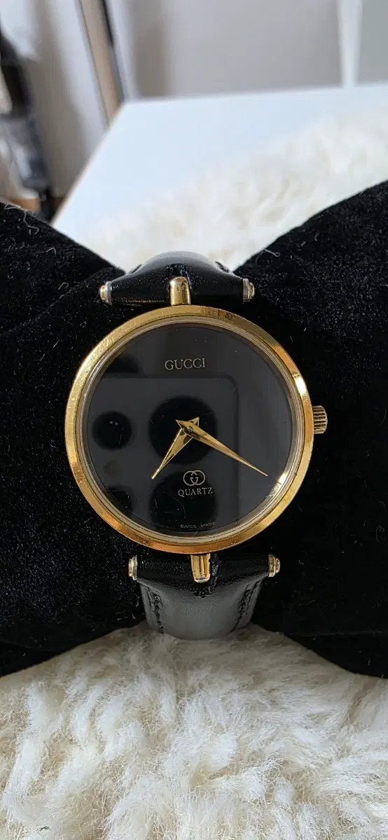 #367) GUCCI 2000M