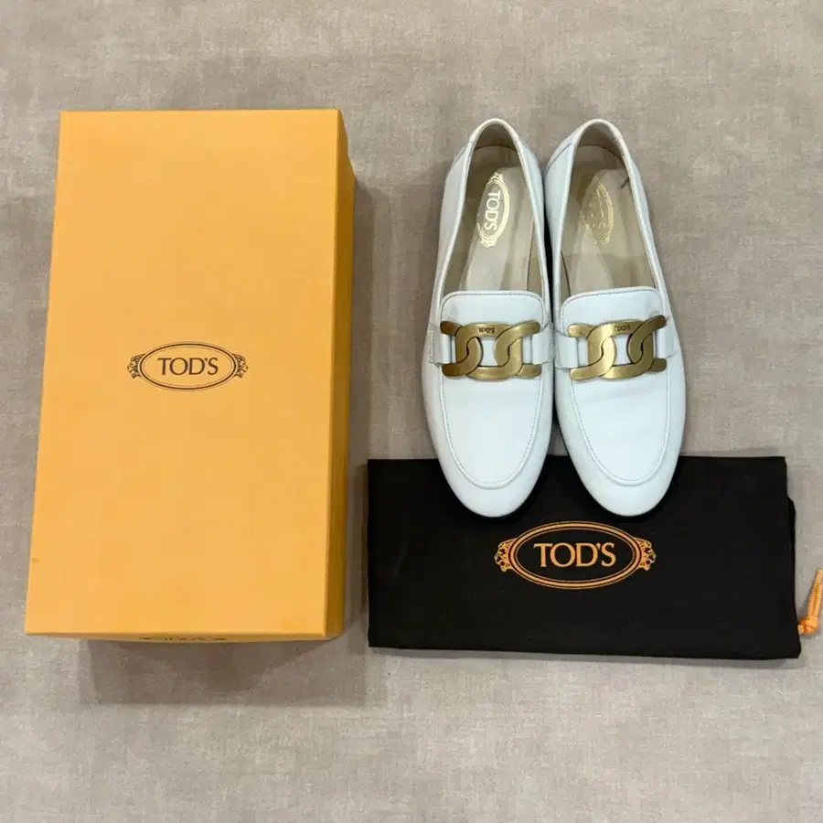 TOD'S 토즈 케이트 로퍼 EU35.5 새상품급