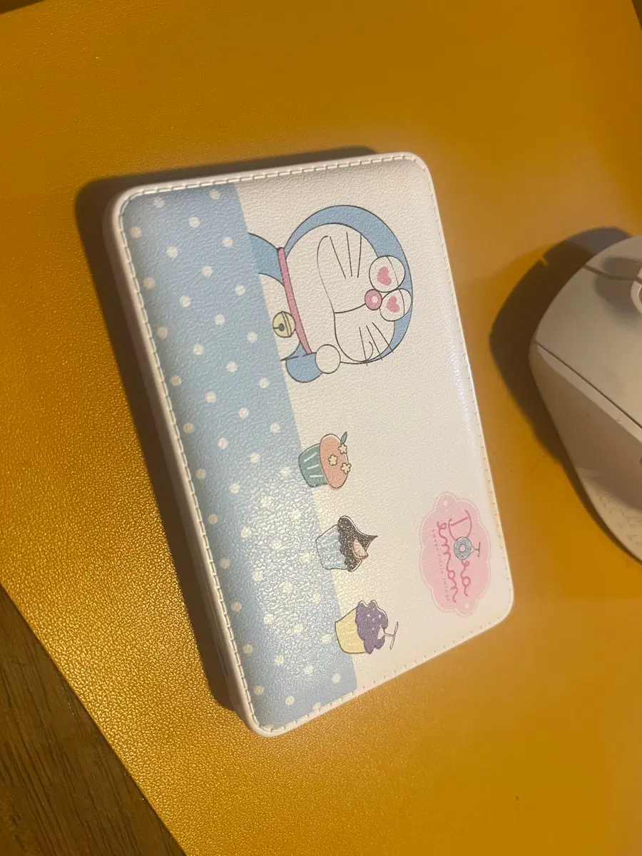 새제품) 도라에몽 보조배터리 8핀 + C타입 가능