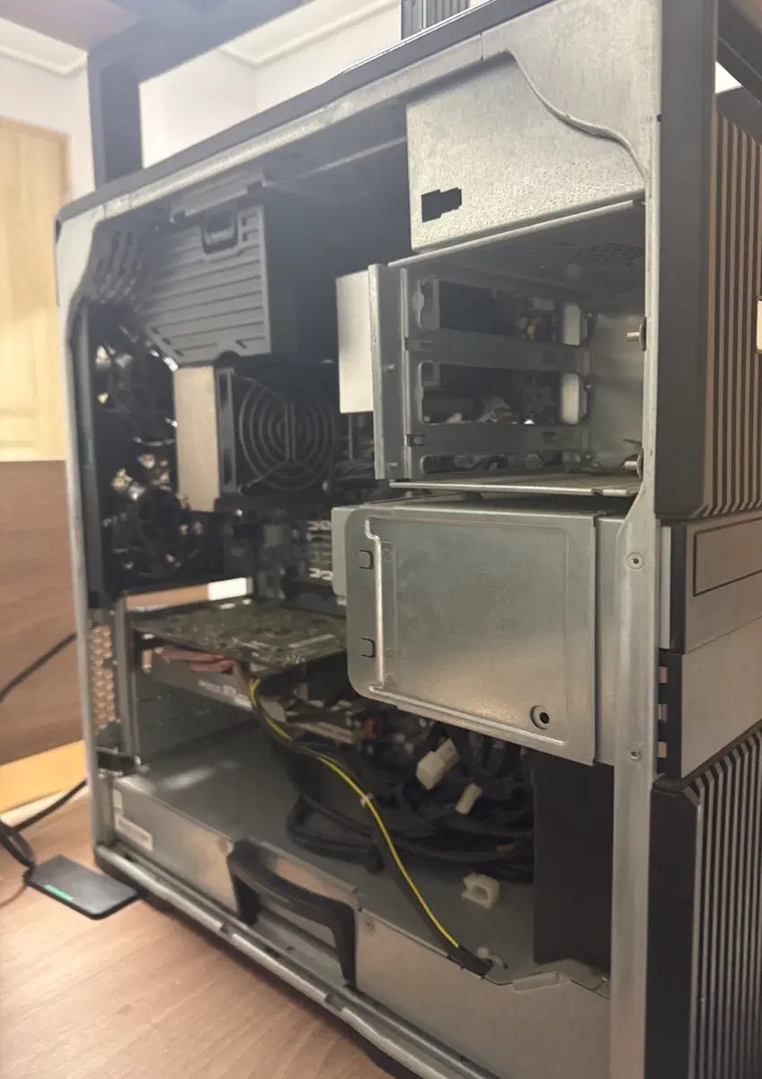 고장난 hp z600컴퓨터 5만 택포