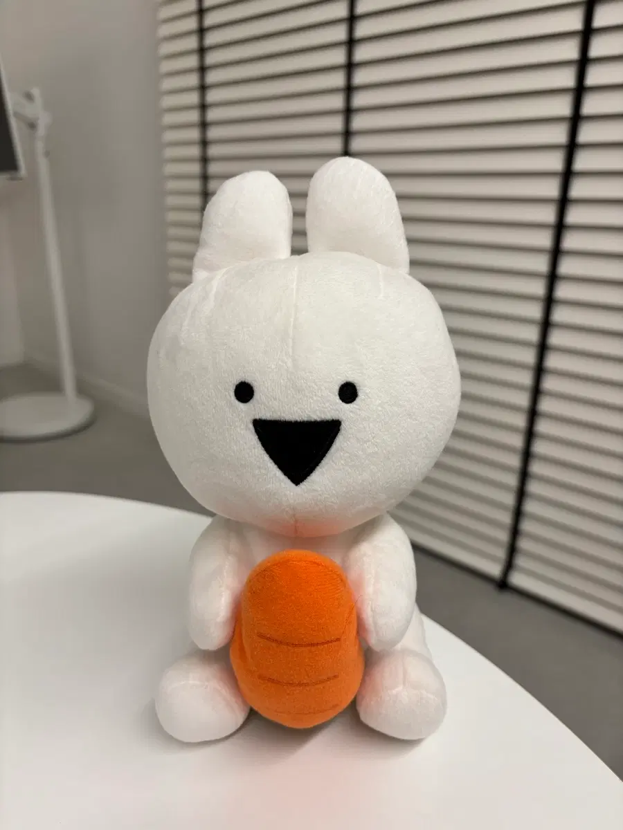액션토끼 인형 (당근움직임)