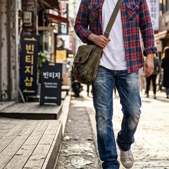 디젤 POIAK 구제 워싱 청바지 - 빈티지한 매력의 끝판왕!