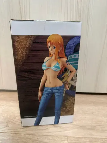 원피스 Grandista 나미 피규어