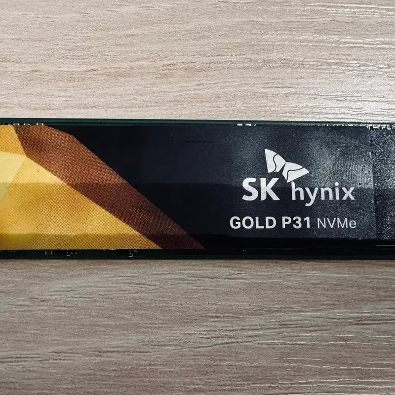 SK하이닉스 Gold P31 1TB NVMe SSD / 정상 / 건강 94%