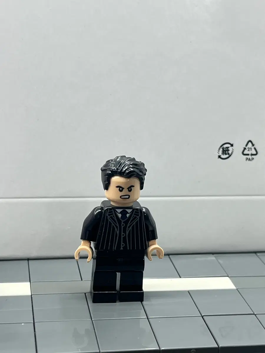 레고 배트맨 브루스 웨인 미니피규어 마블 dc