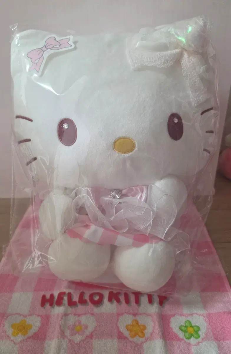 러뷰루미 리폼 대왕 키티 인형