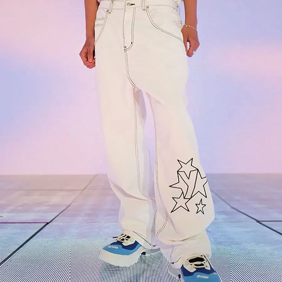 유쓰배쓰 WIDE STAR DENIM WHITE 화이트 데님 팬츠 청바지 XS & S