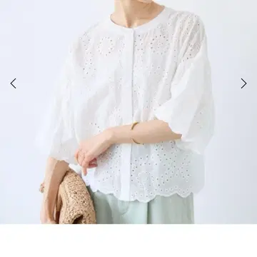 2026SS 1회 착용 르 쿠르 블랑 컷워크 자수 벌룬 슬리브 블라우스