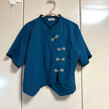 axes 차이나 버튼 숏 블라우스