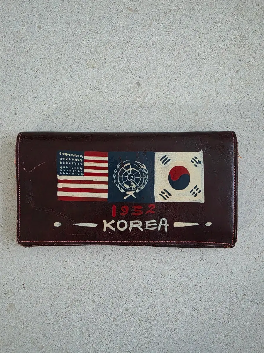 한국전쟁 통가죽 지갑 1952년 제작