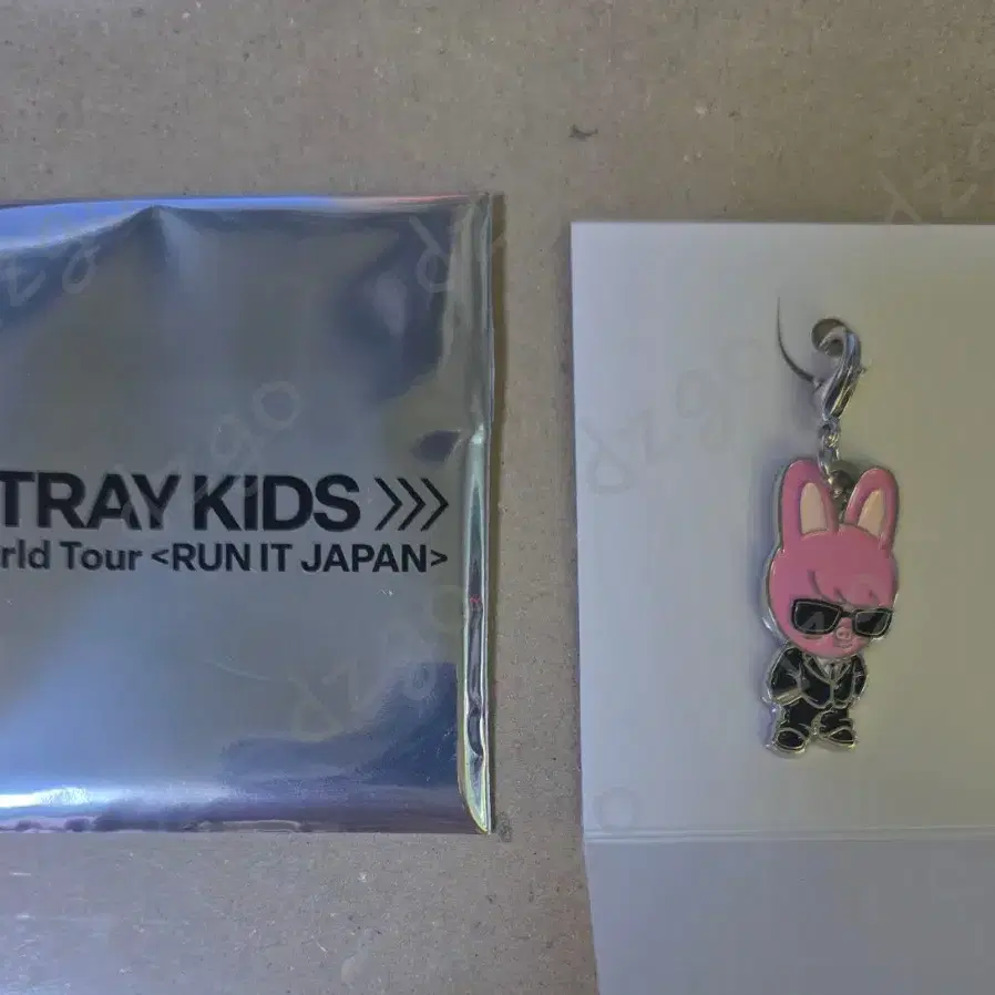 skzoo japan random keyring dwaekki