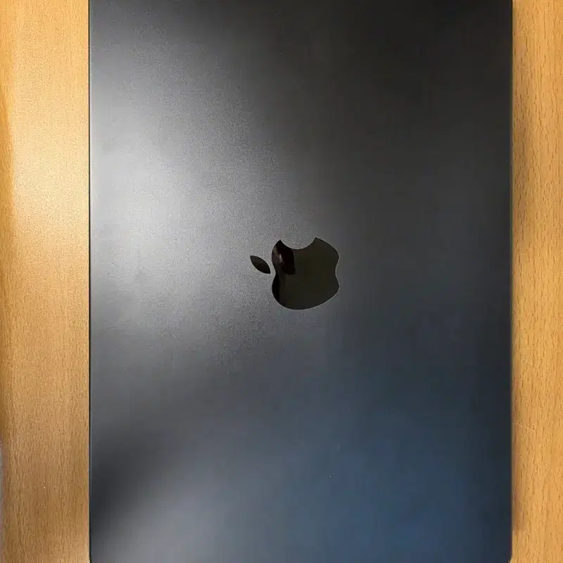 맥북m5프로14인치24gb1tb